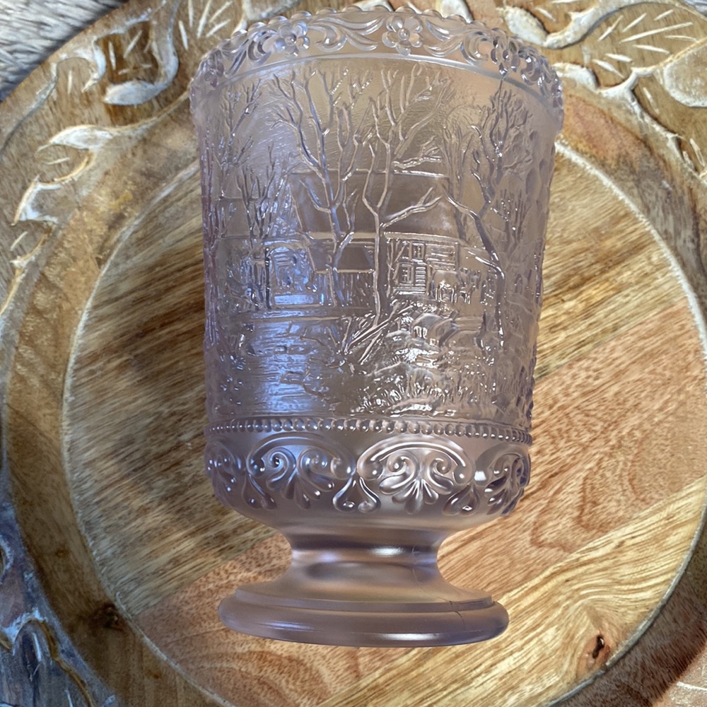 FENTON FROSTED PINK LAVENDER WOODLAND HURRICANE EUC - Picture 3 of 16